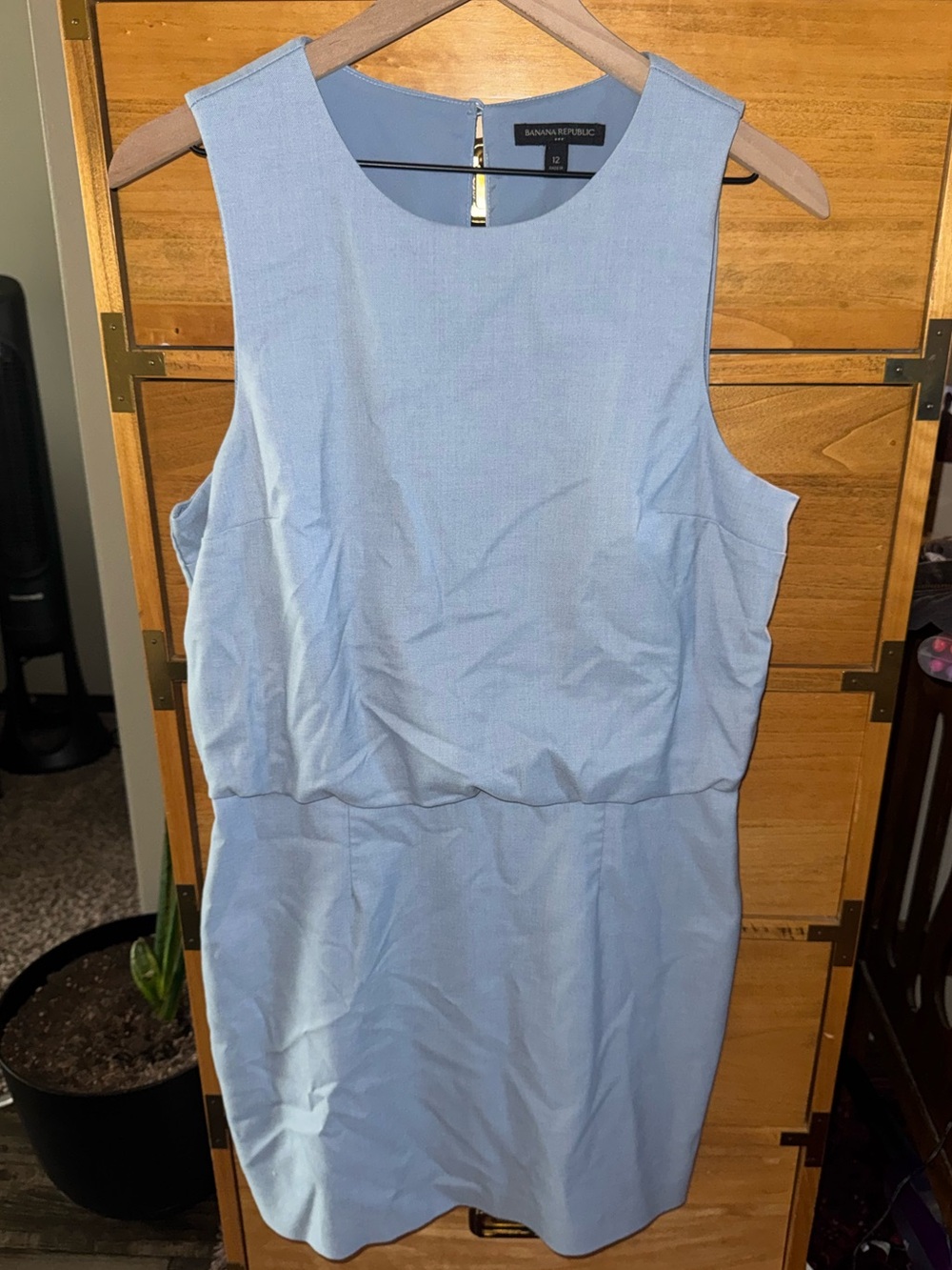 Banana Republic Light Blue Sleeveless Sheath Dress